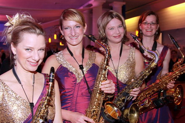 Opernball   375.jpg
